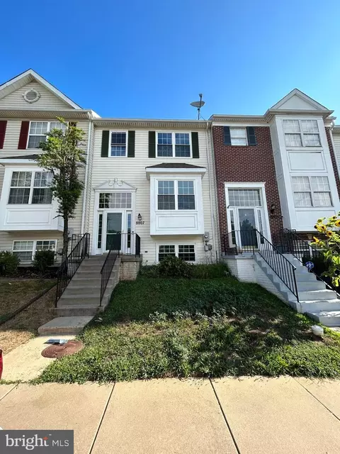 8807 Briarcliff Ln, Frederick, MD 21701 photo 3