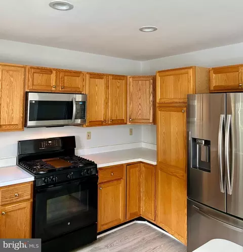 8807 Briarcliff Ln, Frederick, MD 21701 photo 11