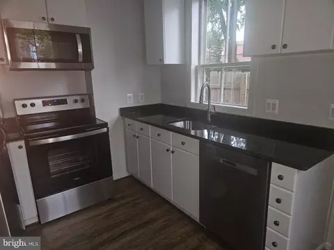 21 Wisner St N, Frederick, MD 21701 photo 3