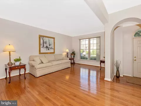 2227 Lamp Post Ln, Frederick, MD 21701 photo 5