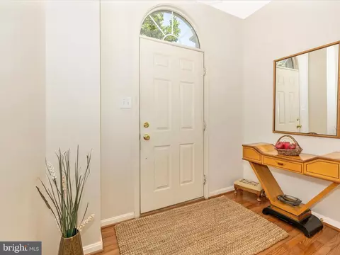 2227 Lamp Post Ln, Frederick, MD 21701 photo 3