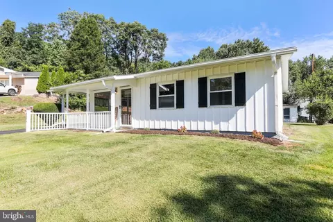6094 Quartz Cir, Frederick, MD 21702 photo 3