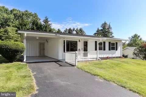 6094 Quartz Cir, Frederick, MD 21702 photo 4