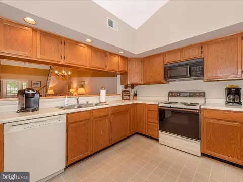 903 Mclendon Dr, Frederick, MD 21702 photo 13