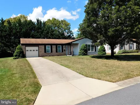 5695 Barberry Ct, Frederick, MD 21703