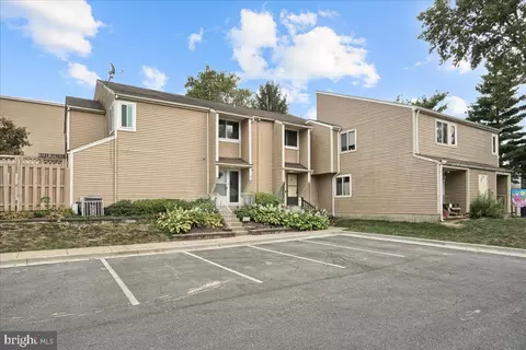 7187 Cypress Ct # b, Frederick, MD 21703 photo 2