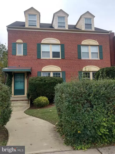 920 N Market St, Frederick, MD 21701