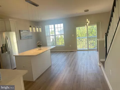 157 Fieldstone Ct, Frederick, MD 21702 photo 9