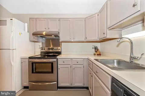2121 Wainwright Ct #2D, Frederick, MD 21702 photo 11