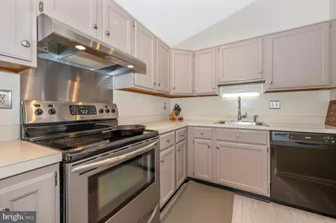 2121 Wainwright Ct #2D, Frederick, MD 21702 photo 10