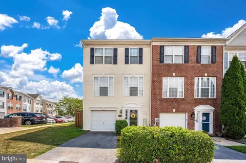 2487 Lakeside Dr, Frederick, MD 21702 photo 2