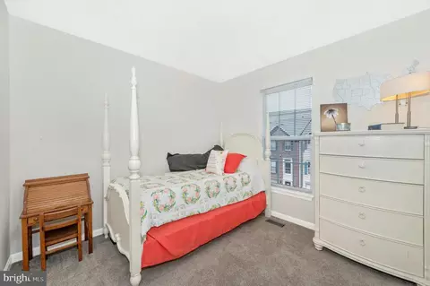 2487 Lakeside Dr, Frederick, MD 21702 photo 24