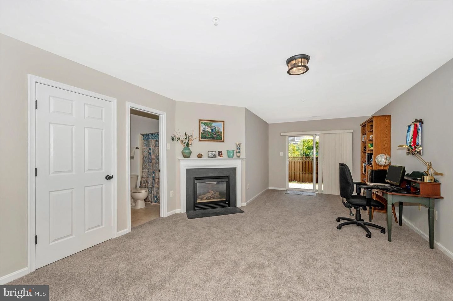 2487 Lakeside Dr, Frederick, MD 21702 photo 6