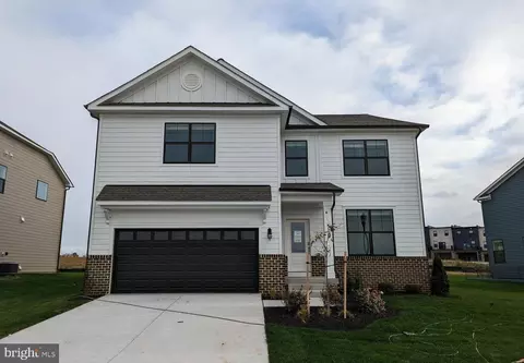 829 Foundry St, Frederick, MD 21701