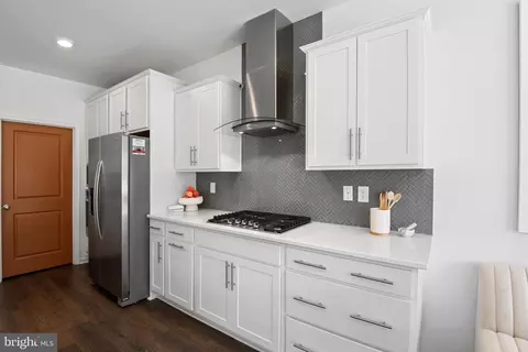 829 Foundry St, Frederick, MD 21701 photo 9