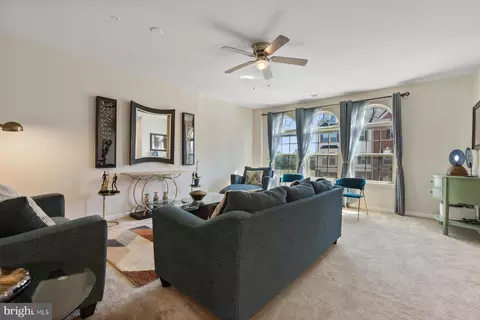 4886 Hiteshow Dr, Frederick, MD 21703 photo 6