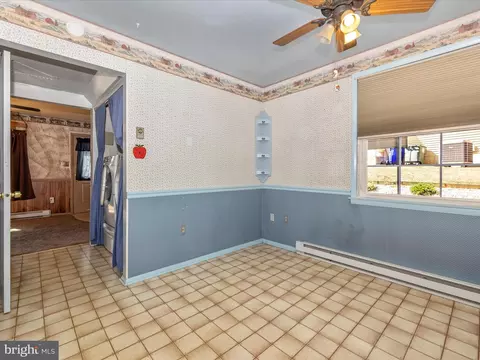 102 Stonegate Dr, Frederick, MD 21702 photo 15