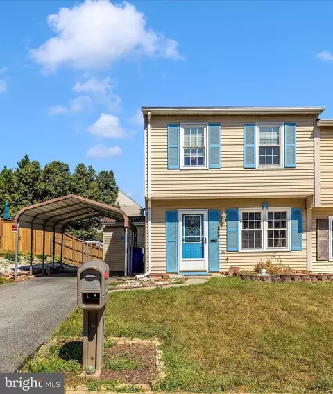 102 Stonegate Dr, Frederick, MD 21702 photo 3
