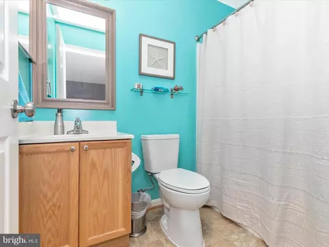 2537 Emerson Dr, Frederick, MD 21702 photo 9