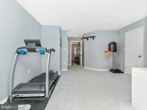2537 Emerson Dr, Frederick, MD 21702 photo 6