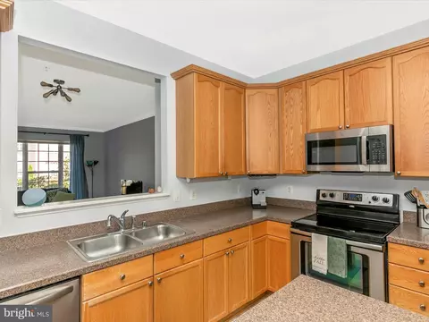 2537 Emerson Dr, Frederick, MD 21702 photo 18