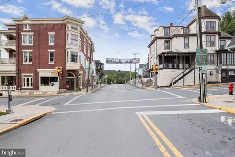 613 E St, Brunswick, MD 21716 photo 55