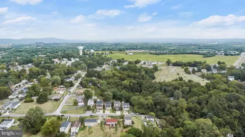 613 E St, Brunswick, MD 21716 photo 48
