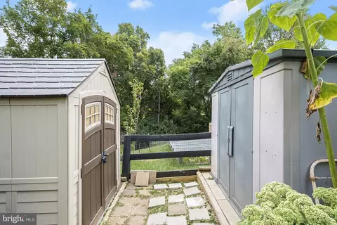 613 E St, Brunswick, MD 21716 photo 39