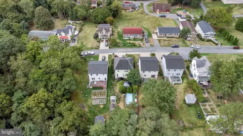 613 E St, Brunswick, MD 21716 photo 44
