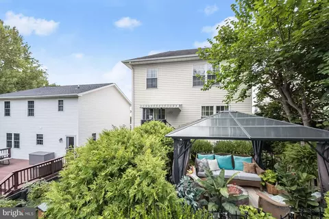 613 E St, Brunswick, MD 21716 photo 37