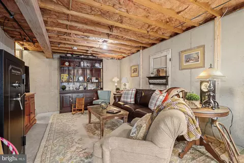 613 E St, Brunswick, MD 21716 photo 26