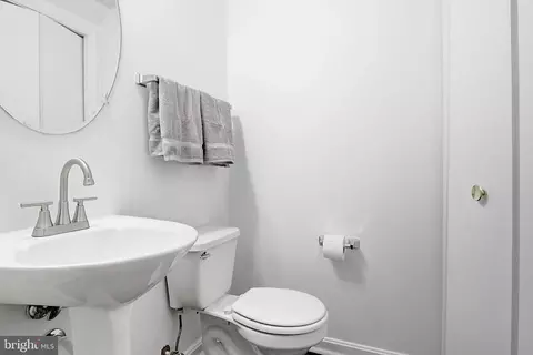 121 Bishopstone Ct, Frederick, MD 21702 photo 15