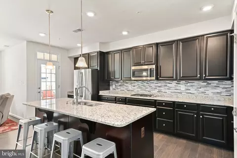 5943 Leben Dr, Frederick, MD 21703 photo 8