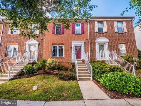 1715 Derrs Sq W, Frederick, MD 21701