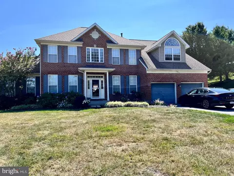 2231 W Greenleaf Dr W, Frederick, MD 21702