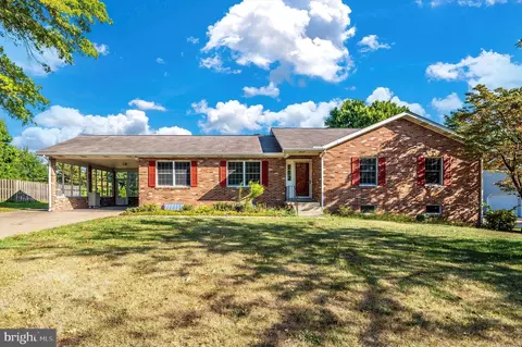 7208 E Sundown Ct, Frederick, MD 21702