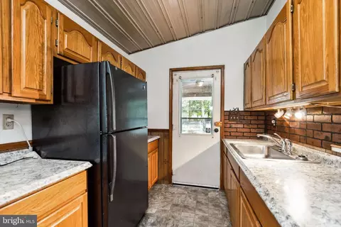 9302 Granite Cir, Frederick, MD 21702 photo 8