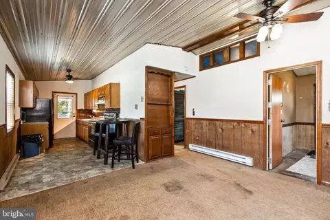 9302 Granite Cir, Frederick, MD 21702 photo 5