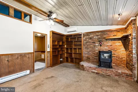 9302 Granite Cir, Frederick, MD 21702 photo 3