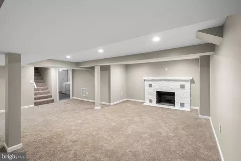 511 E Main St, Thurmont, MD 21788 photo 18