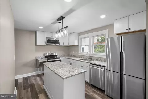 511 E Main St, Thurmont, MD 21788 photo 15