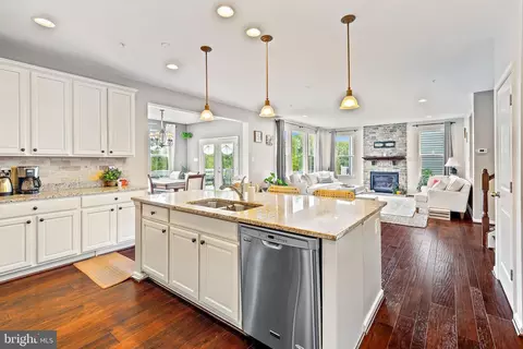 2032 Chamberlain Dr, Frederick, MD 21702 photo 33