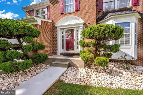 2017 William Franklin Dr, Frederick, MD 21702 photo 3