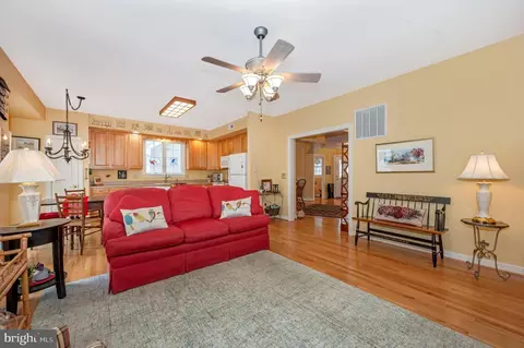 4 Derr Ln, Middletown, MD 21769 photo 8