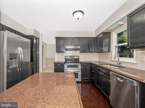 6618 Gooseander Ct, Frederick, MD 21703 photo 14