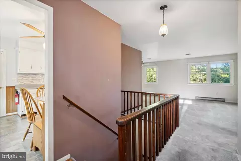 8199 Middle Ct, Middletown, MD 21769 photo 4