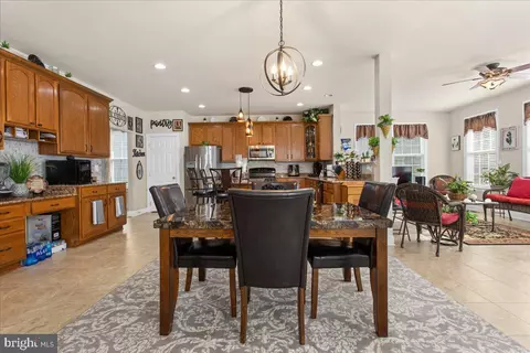 410 Mohican Dr, Frederick, MD 21701 photo 16