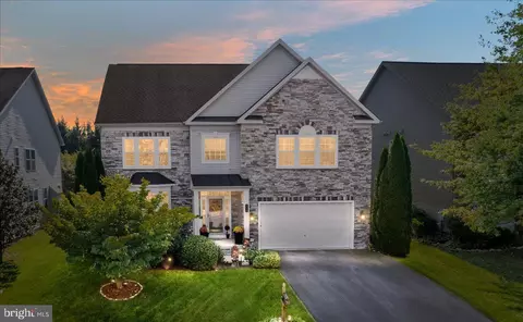 410 Mohican Dr, Frederick, MD 21701