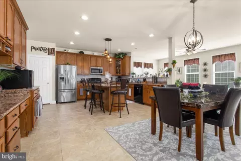 410 Mohican Dr, Frederick, MD 21701 photo 15
