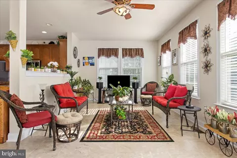 410 Mohican Dr, Frederick, MD 21701 photo 18